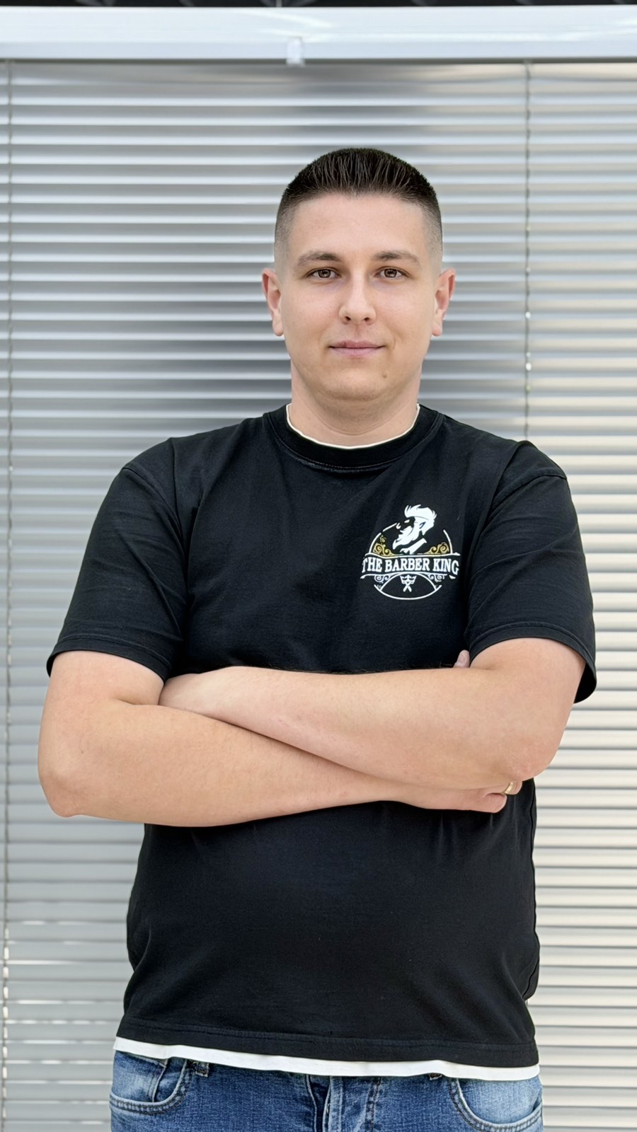 Илко — Под главния бръснар в The Barber King